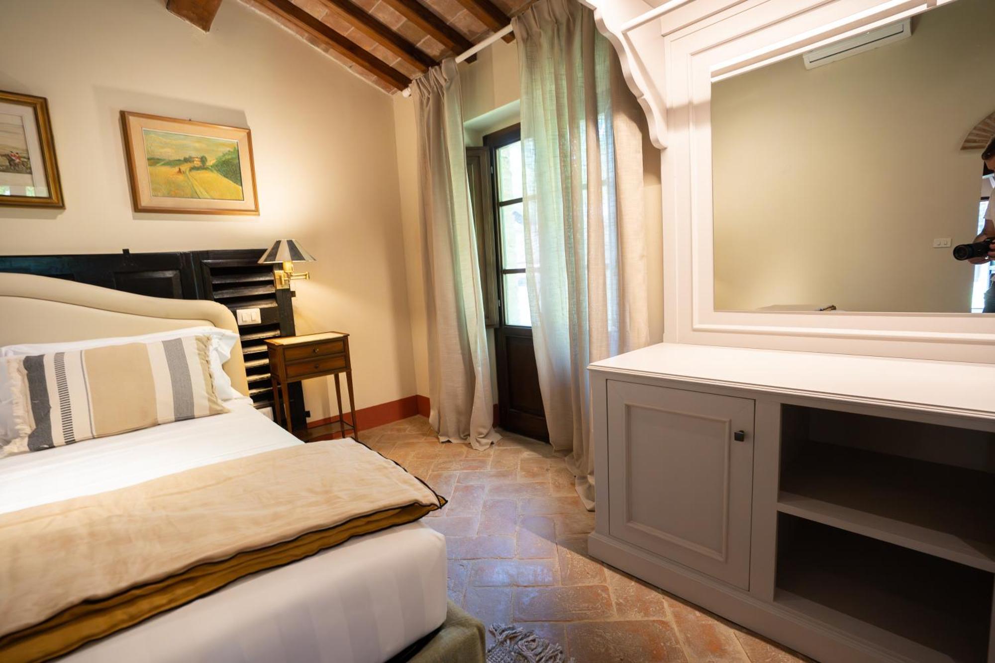 Equo Suites Petrignano Del Lago 외부 사진
